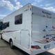 Familie camper 4 persoons Fiat Ducato met langsbedden, Hefbed en electrischedak beluchting